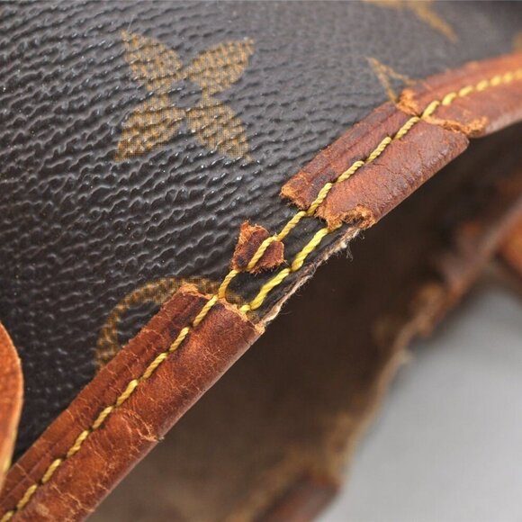 Authentic Louis Vuitton Monogram Bucket PM Shoulder Tote Bag - Picture 13 of 16